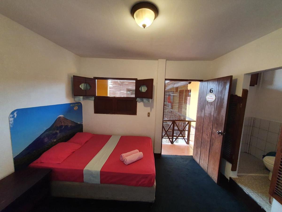 Volcano Hostel León エクステリア 写真