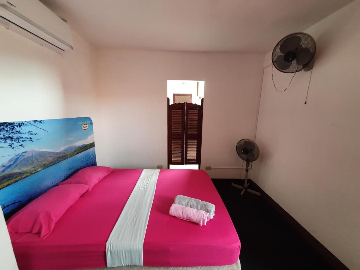 Volcano Hostel León エクステリア 写真