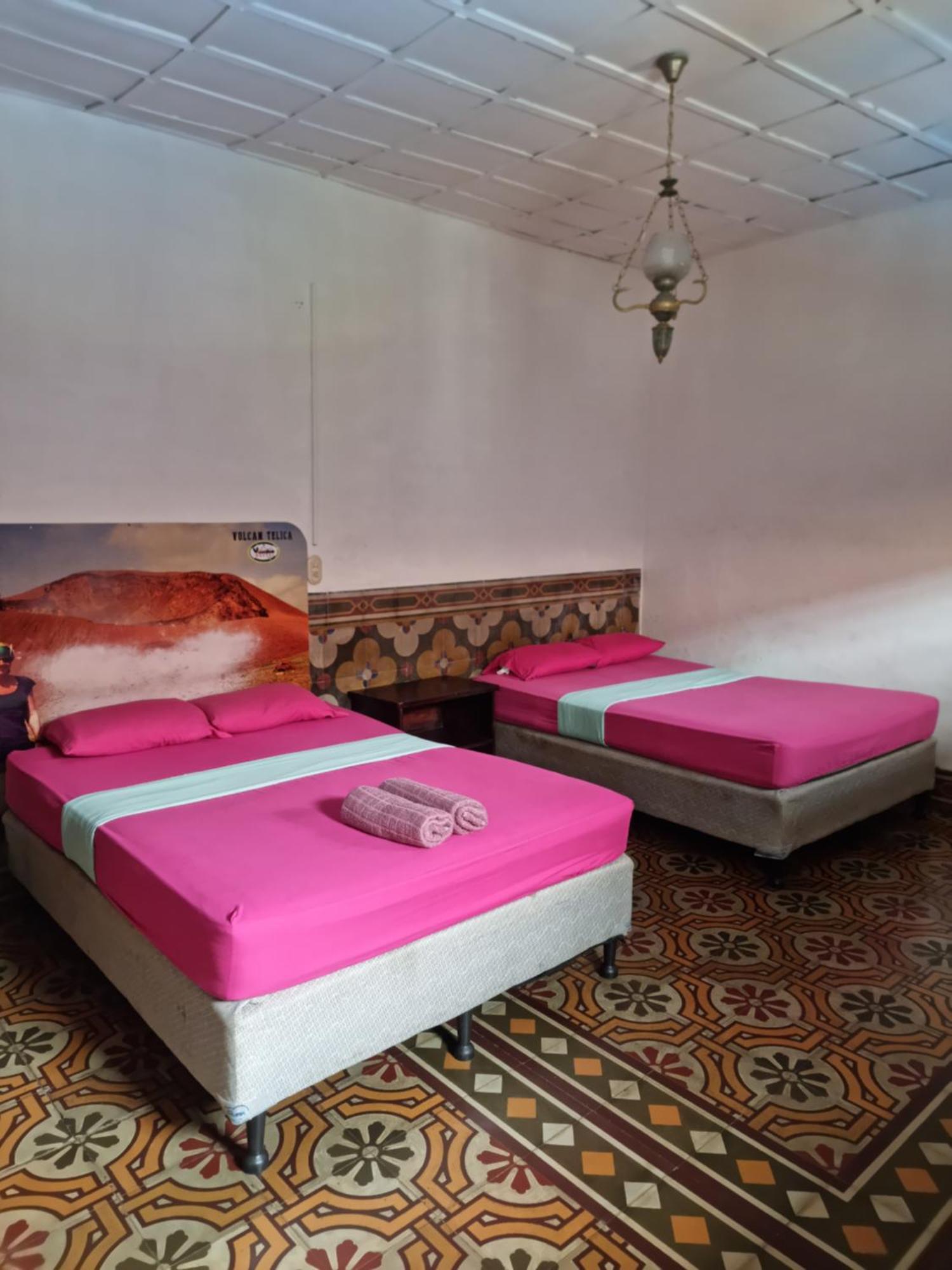 Volcano Hostel León エクステリア 写真